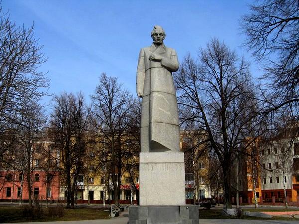 памятник поэту А. В. Кольцову