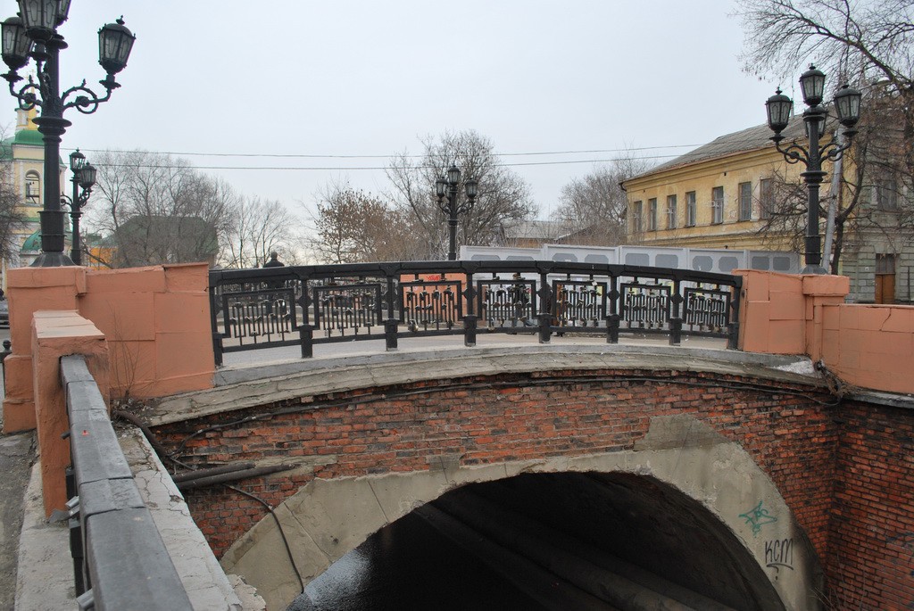 Вид на каменный мост Воронеж фото