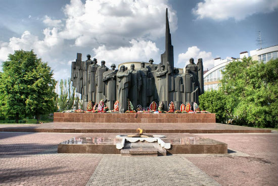 Мемориальный комплекс на площади победы Воронеж фото