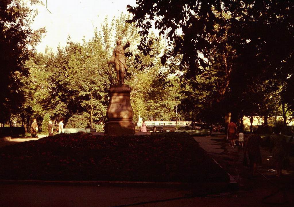 Памятник Петру 1 в Воронеже старое фото